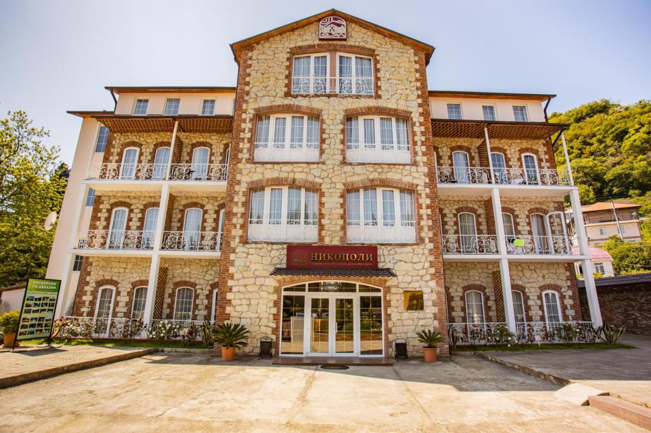 Hotel Nikopoli On Vodopadnaya 21А New Athos Exterior photo